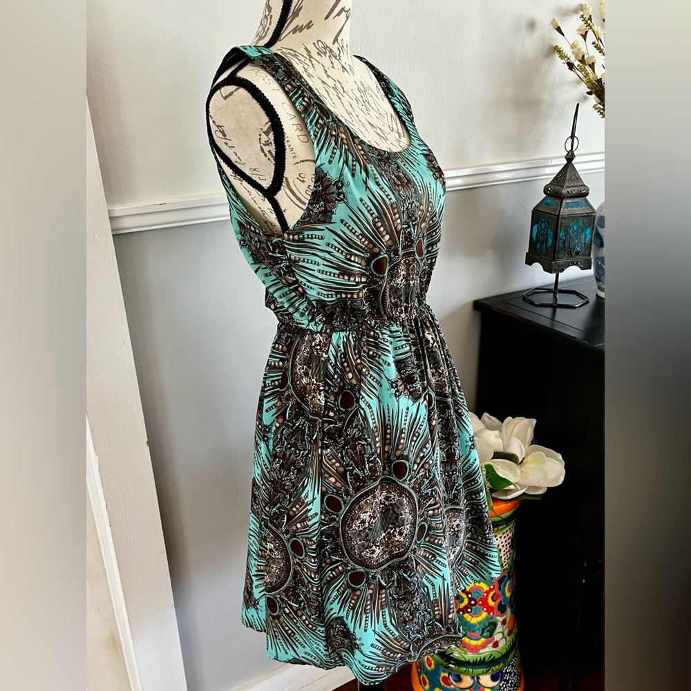 EUC Earthbound Trading Co. Teal & Feather Patterned Mini Dress Pockets Medium - Picture 2 of 14